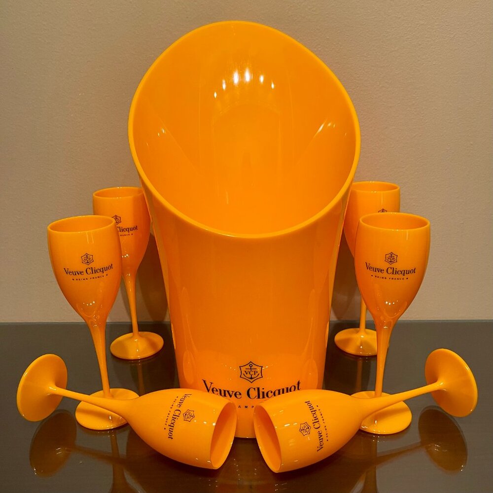 Veuve Clicquot Acrylic Orange 16” Ice Bucket with 6 champagne flutes - New